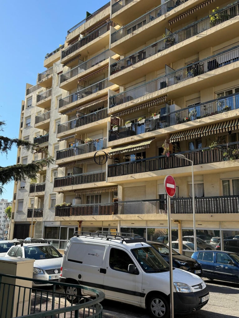 3 PIÈCES SAINT ROCH