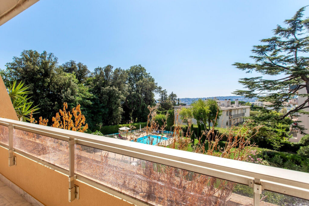 CIMIEZ DERNIER ÉTAGE TERRASSE