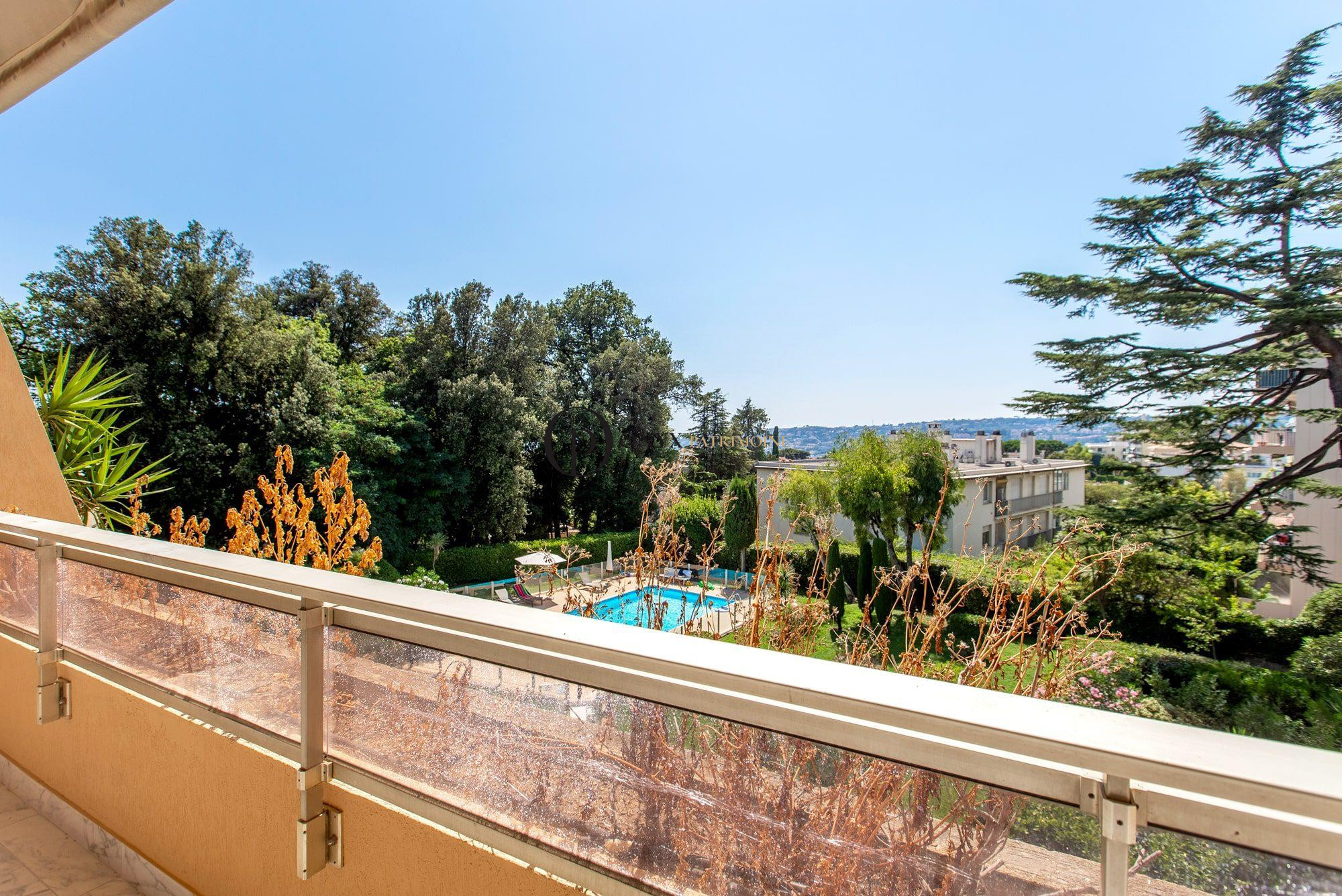 CIMIEZ DERNIER ÉTAGE TERRASSE